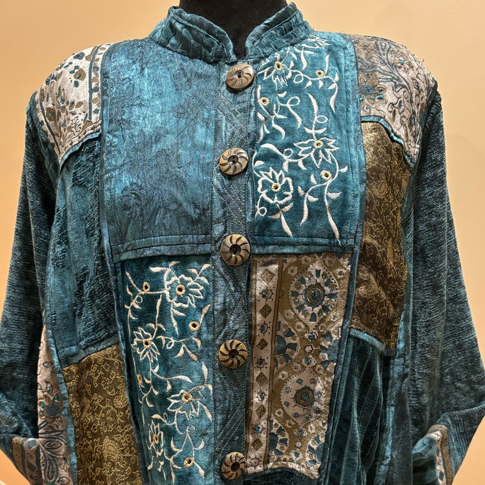 Vtg Flashback - Velvet Patchwork Jacket - image 3